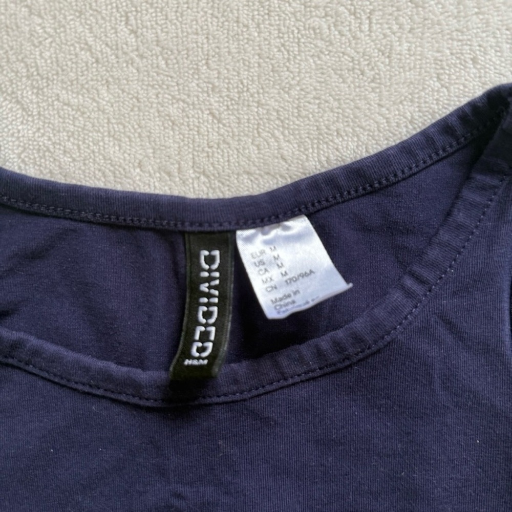 H&M | Top Bundle (2) - Picture 8 of 10